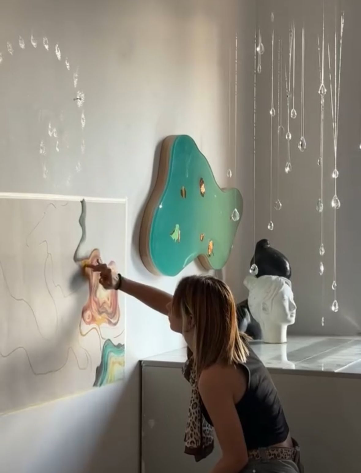 Sveva Mastropietro nel suo studio